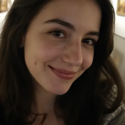 Нуца, 21